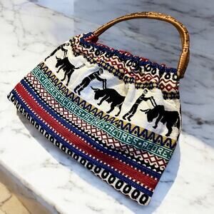 VINTAGE PORTUGAL Tapestry Bag Wood Handles Acores Running of The Bulls 3011-4